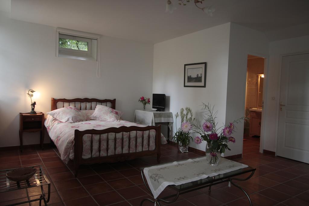Les Vallees Du Guyoult Dol-de-Bretagne Room photo